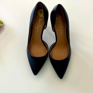 Never worn Jessica Simpson black heels size9